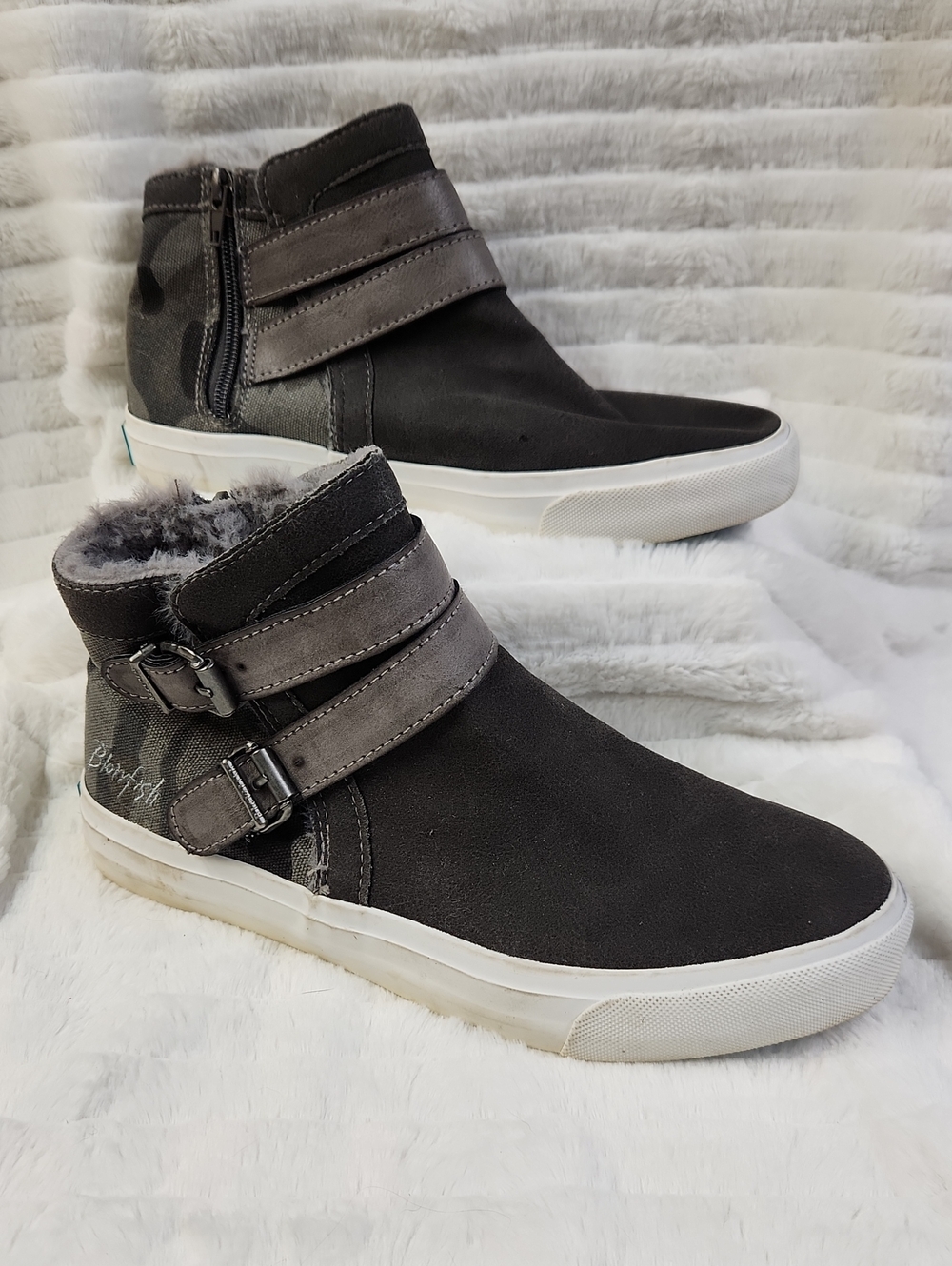 Blowfish Dark Grey Suede-Look Ankle Sneakers with Buckle Straps, Sz 8.5